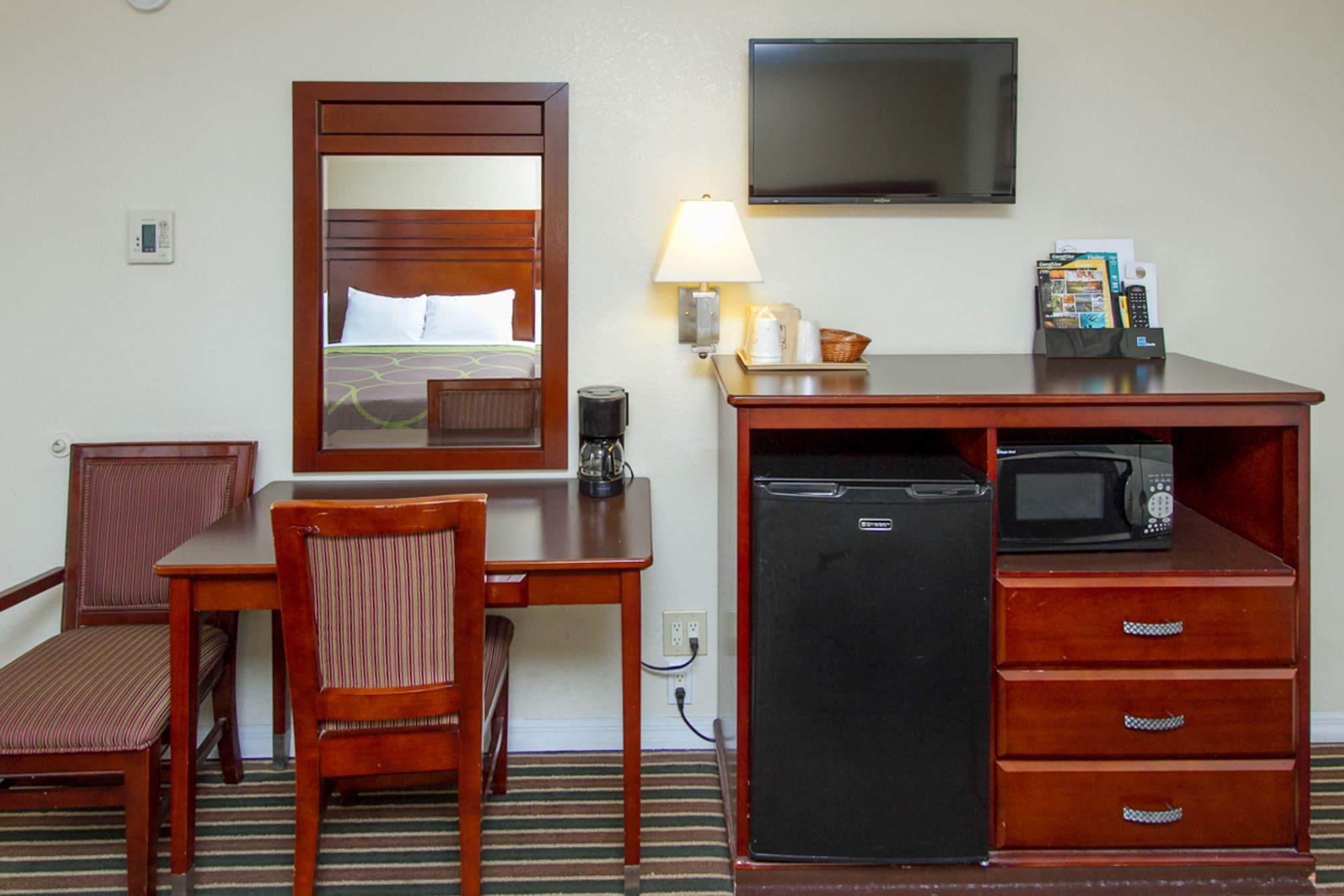Surestay By Western Motel Fresno